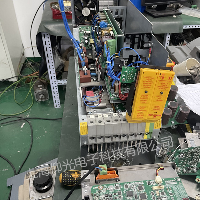 Baumuller�U�����ŷ��Դ�S�� BUS624�@ʾ��(b��o)�����a��