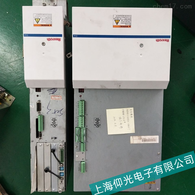 �ό���ʿ����(sh��)�ؙC(j��)������ϵ�y(t��ng)ģ�K�p�ľS��