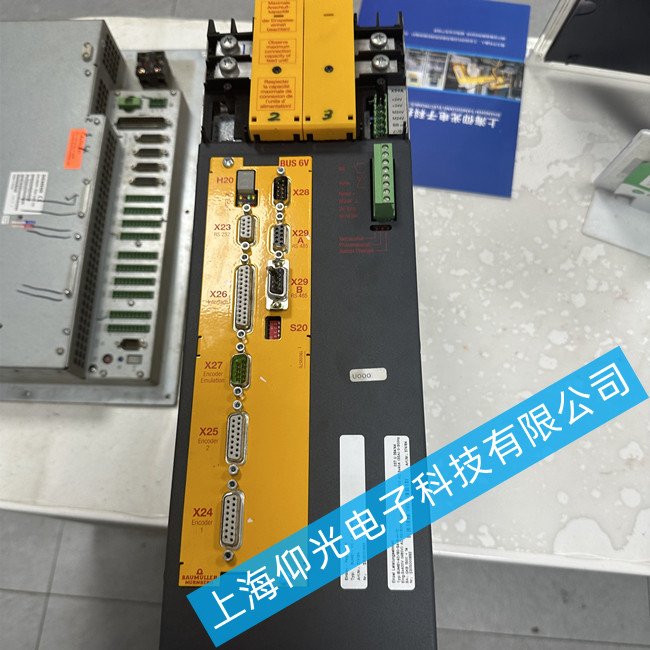 Uŷ(q)SBM4422-ST0-01200-03F117ϾS