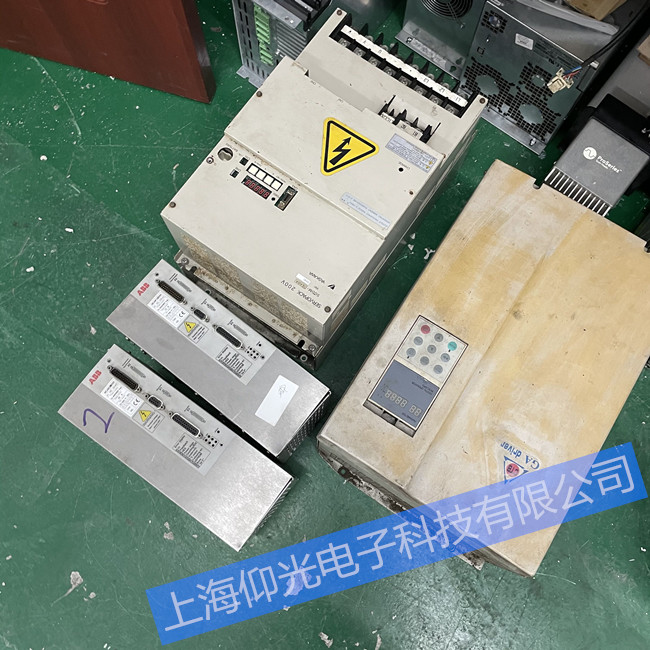 ABBܛ����(d��ng)�S��1SFA897109R7000��(b��o)���@ʾEF34�S��